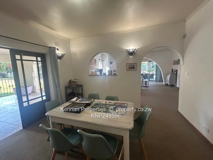 Comfortable home with attached Granny Flat/guest wing