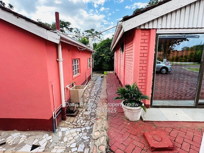 Spacious 4 Bedroom Family Home To Let In Kambanji