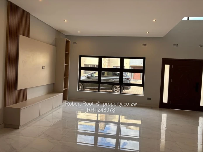 Exquisite 3 bed duplex apartment in Mount Pleasant