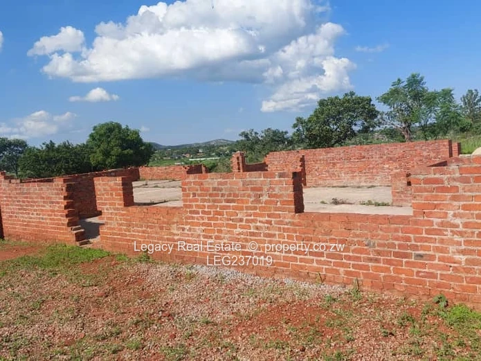 Prime Investment Opportunity In Crowhill,Incomplete 4-Bedroom House For Sale