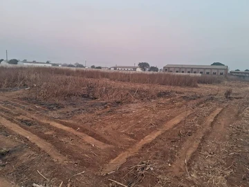 Commercial & Industrial Land