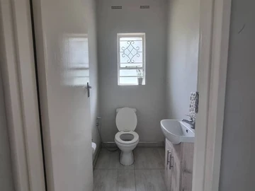 2 Bedroom Garden Flat