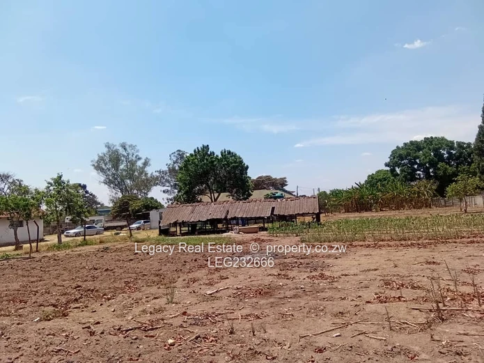 Hatfield 4-Bedroom House with Commercial Rights – Off Seke Road