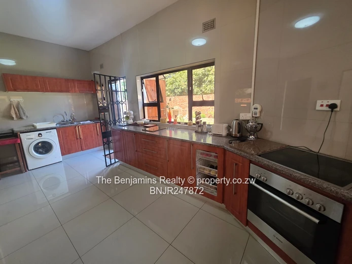 Fully Furnished Six Bedrooms