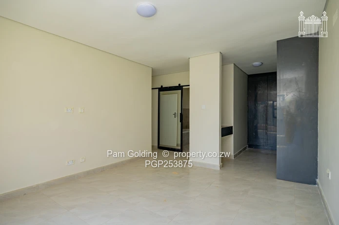 Modern 2-Bedroom Cluster Home In Marlborough