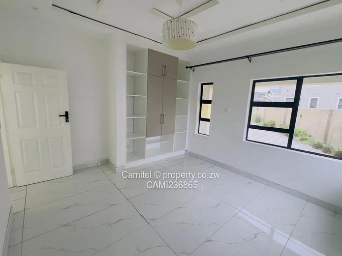 Modern 3-Bed Townhouse in Arlington — Borehole & Solar3