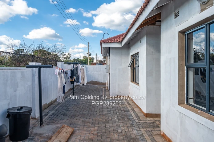 Newly built home in Westgate!