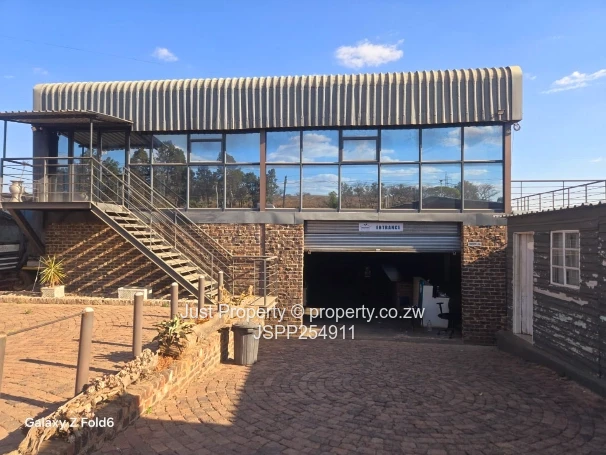 180 Sqm Warehouse Msasa.... Rent