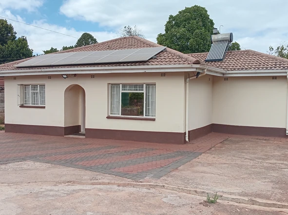 6 Bedroom House