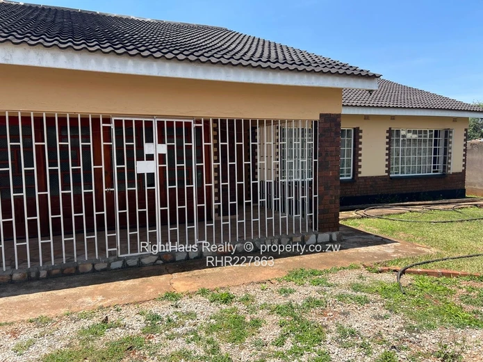 A cozy and maculate home in Westgate for renting is on the market
