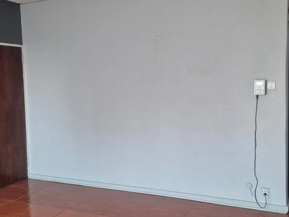 2 Bedroom Flat & Apartment