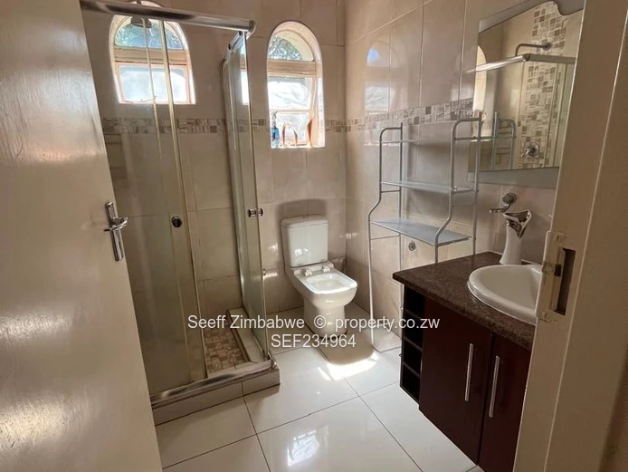 Helensvale, Borrowdale Home For Sale( Off Borowdale Rd) (Sole Mandate)