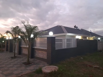 4 Bedroom House
