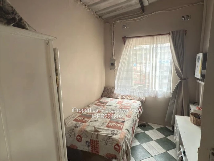 Neat 3-Bedroom Home with Borehole & 5kVA Power System (Deeds Available)