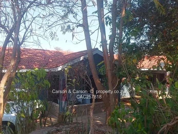 Great Pontential Property  (Sole Mandate)