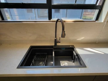 4 Bedroom Garden Flat