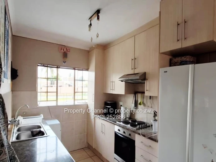 2 Bedroom Apartment For Sale In Radiokop, Johannesburg, South Africa