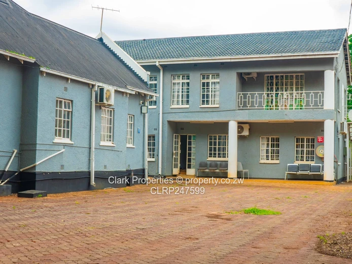 Executive Commercial Space With 15+ Offices