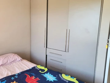 4 Bedroom Flat & Apartment