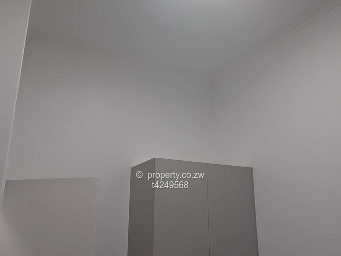 Aspindale Park 2 bedroom flat to rent  (Sole Mandate)