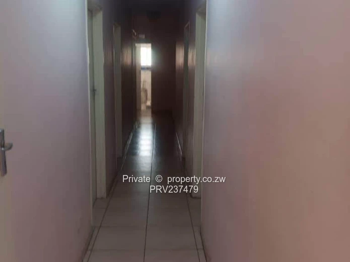 Waterfalls Uplands 5 Bedroomed house to Rent