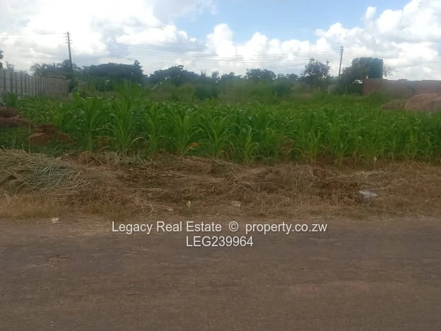 Prime Manresa Stand For Sale Near Women’s University,1,900sqm Development Stand .