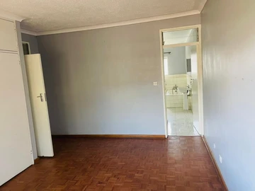 3 Bedroom Garden Flat