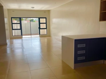 3 Bedroom Flat & Apartment