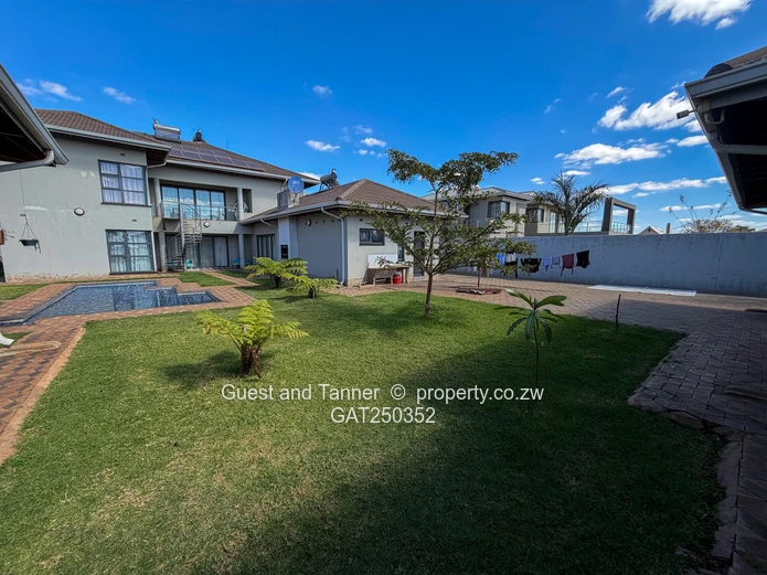 6-Bed House For Sale In Mount Pleasant Heights 