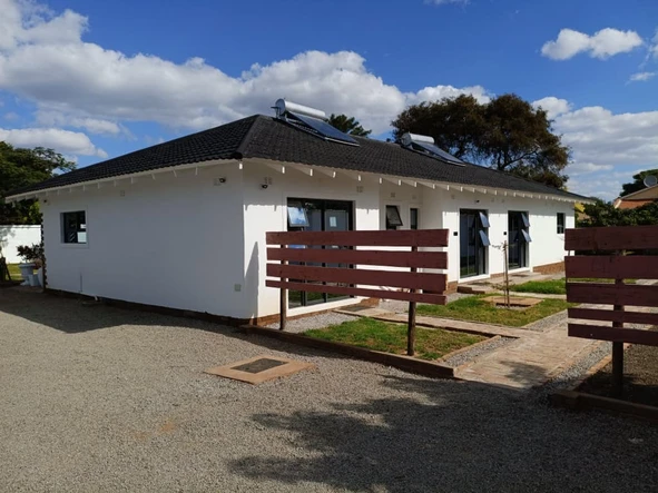 Hotel & Lodge