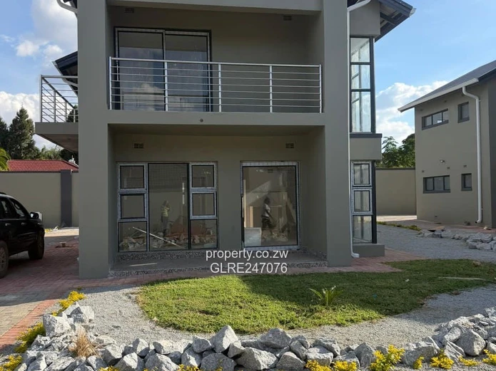 Modern 4BR Townhouse Complex w/ Borehole — New Marlborough