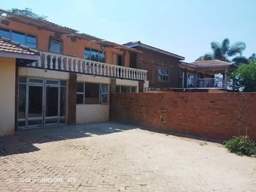 19 Bedroom Townhouse Complex