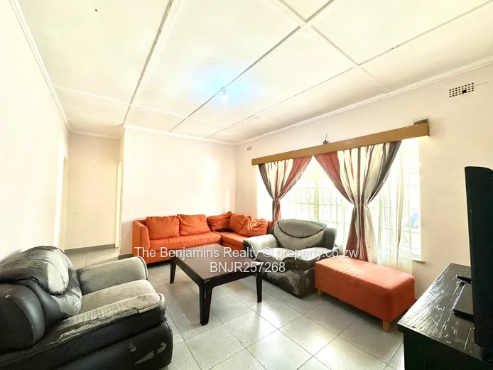 3 Bed House For Sale In Greencroft