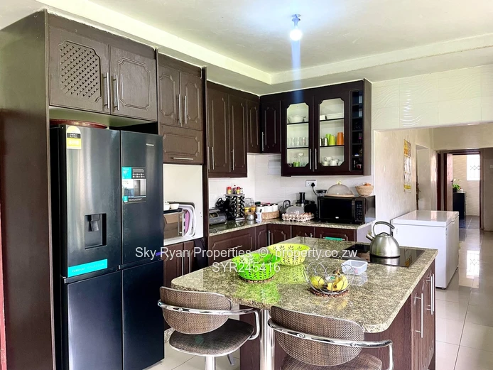 Borrowdale Pomona House For Sale 