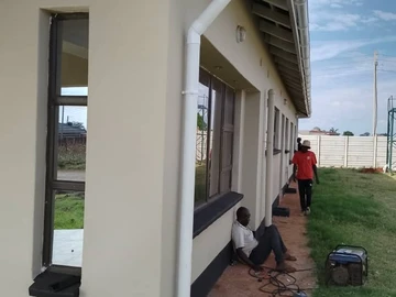 6 Bedroom House
