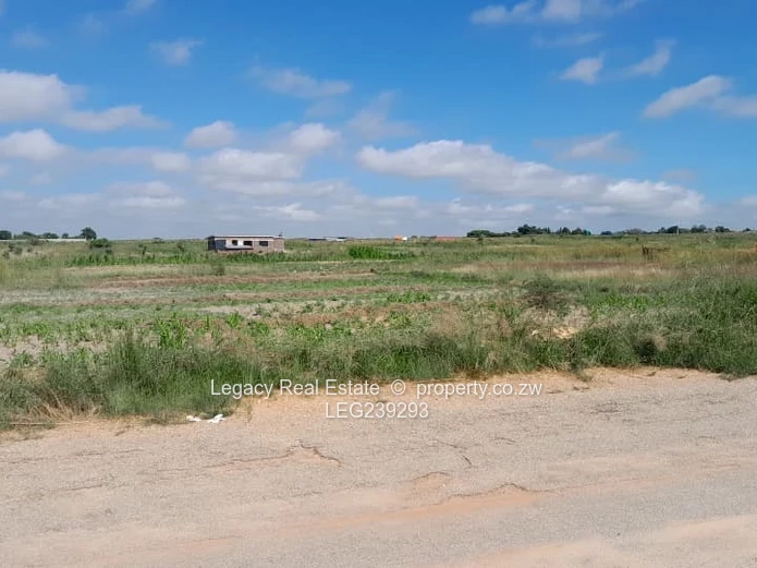 1,200SQM Stand For Sale in Invelengus Ruwa Opposite Damofalls.