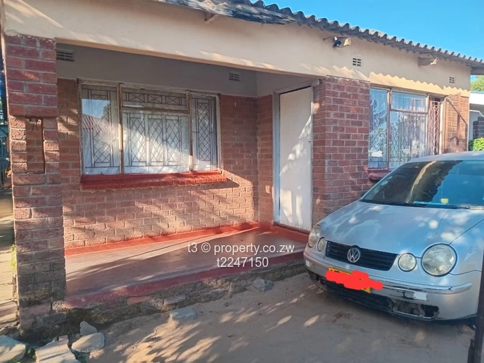 Mabvuku 5 Bed House