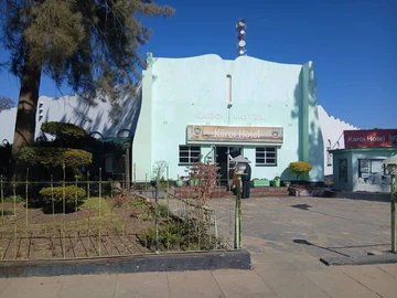 Hotel & Lodge