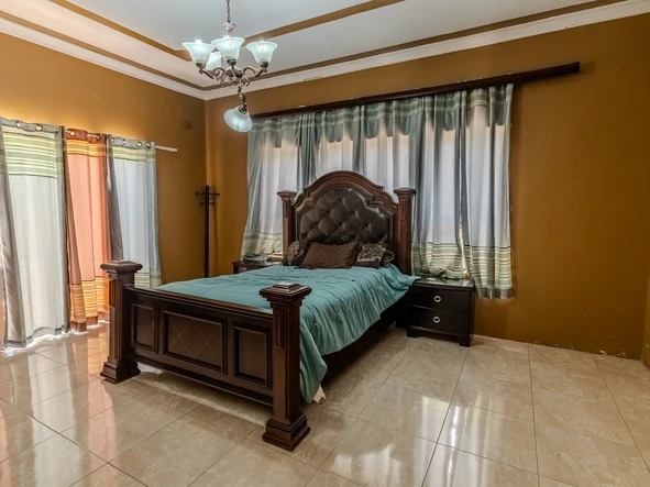 Farm & Agricultural Land