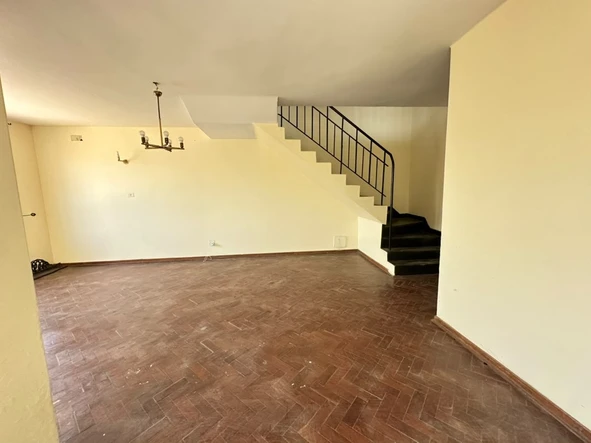3 Bedroom Flat & Apartment