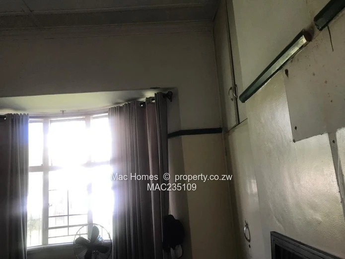 Townhouse/Commercial Property For Sale