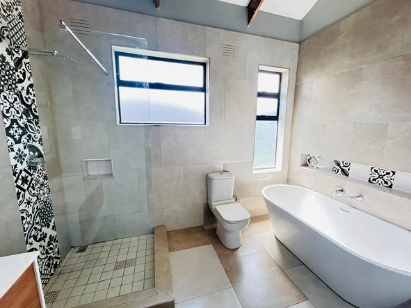 3 Bedroom Garden Flat