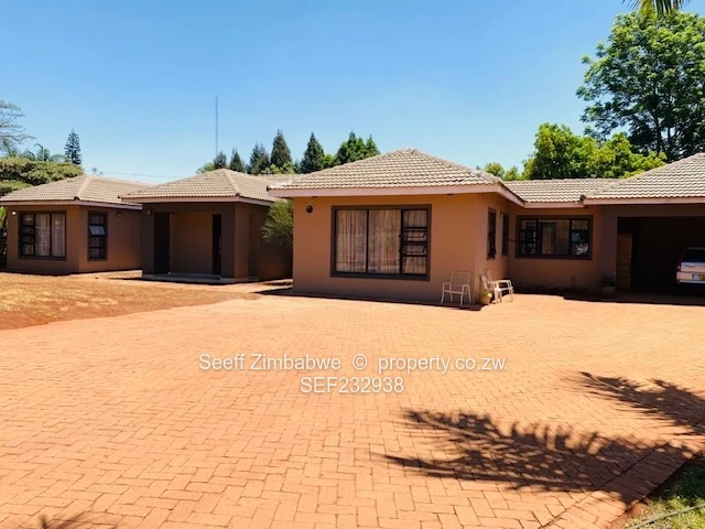 Borrowdale 4-Bed, 3-Bath on 2000m² with Borehole