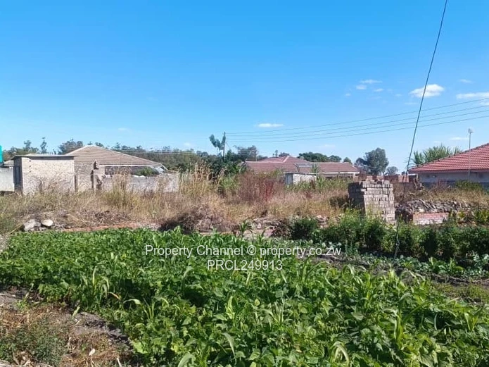 Stand for Sale – Ready to Build with Existing Slab and Title Deeds