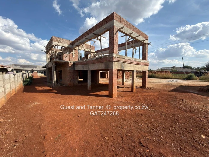 House for Sale in Fairview Gated Community - Westgate.