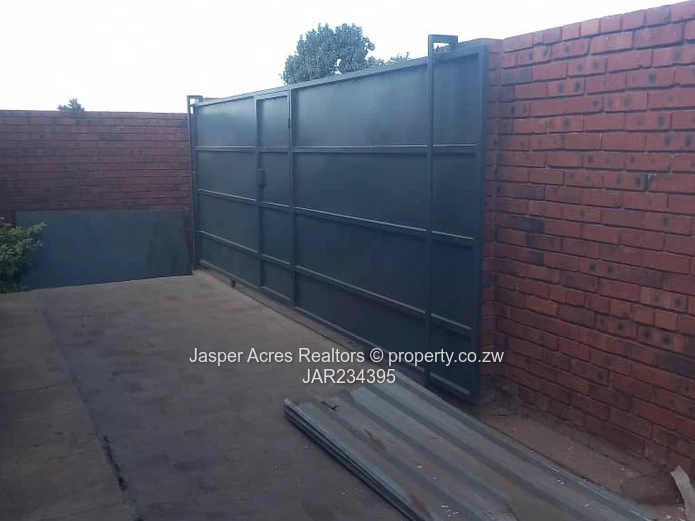 Glaudina House For Sale