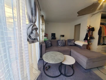 4 Bedroom Garden Flat