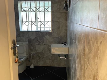 2 Bedroom Garden Flat