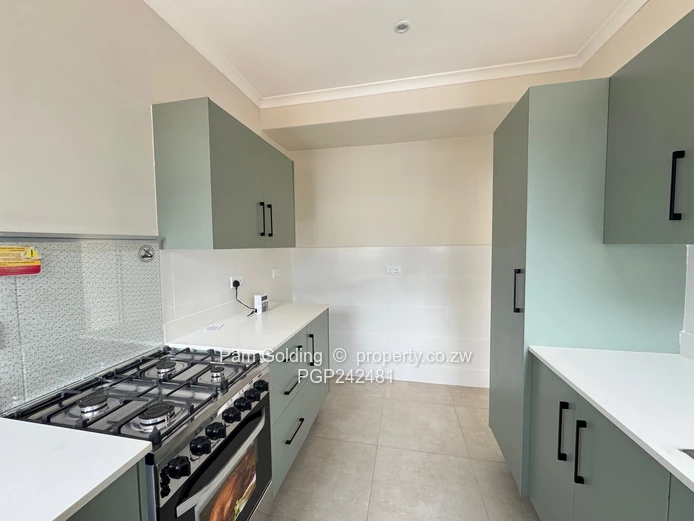 Charming 2 Bedroom Apartment - Avondale 
