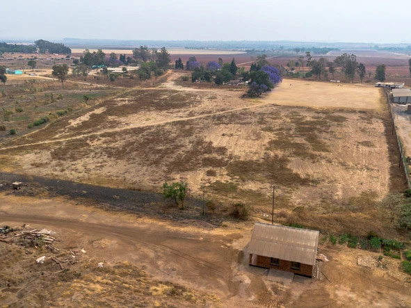 Commercial & Industrial Land